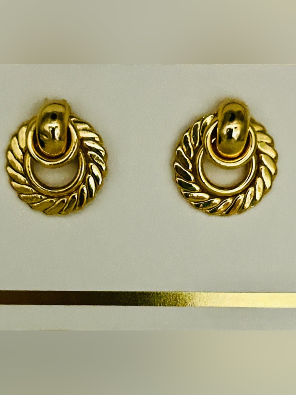 Vintage Gold 10k Twisted Hoop Earrings - Women Jewelry